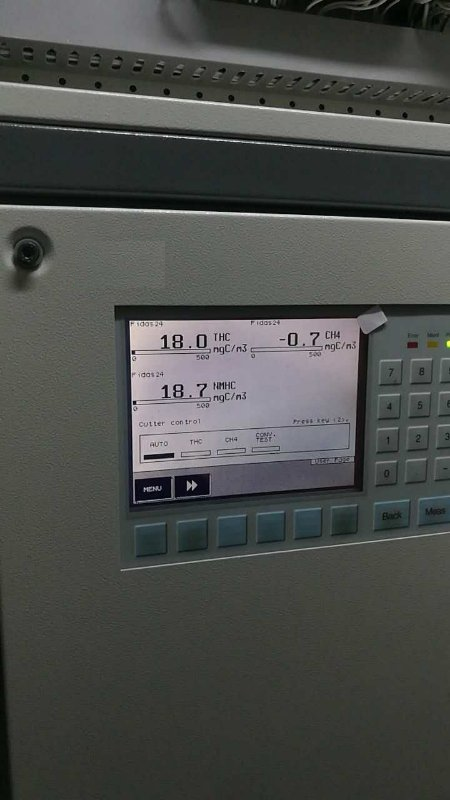 便攜式非甲烷總烴測(cè)試儀與在線(xiàn)儀器進(jìn)行現(xiàn)場(chǎng)比對(duì)