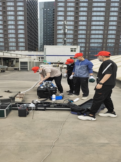 配合陜西省環(huán)境科學(xué)設(shè)計(jì)院在大金機(jī)電進(jìn)行非甲烷總烴濃度測試