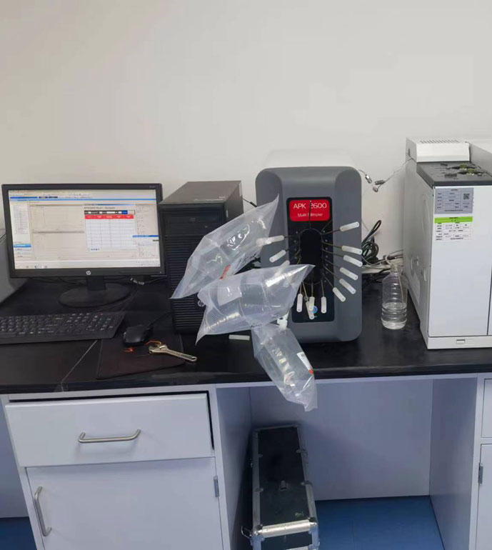 烏蘭察布生態(tài)環(huán)境監(jiān)測站氣袋自動進樣器驗收